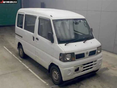 NISSAN CLIPPER VAN