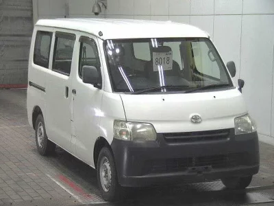 TOYOTA LITE ACE VAN