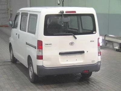TOYOTA LITE ACE VAN