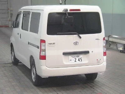 TOYOTA TOWN ACE VAN