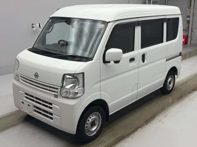 NISSAN CLIPPER VAN