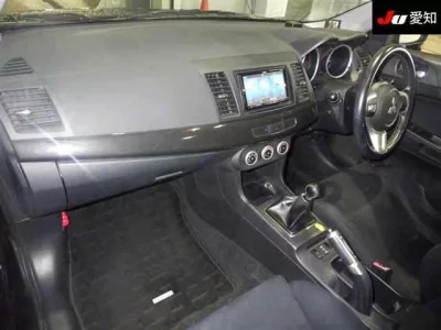 MITSUBISHI LANCER EVOLUTION