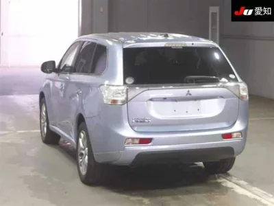 MITSUBISHI OUTLANDER PHEV