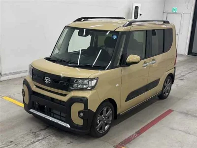 DAIHATSU TANTO FUN CROSS