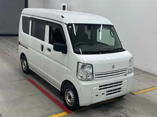 Suzuki Every 2024