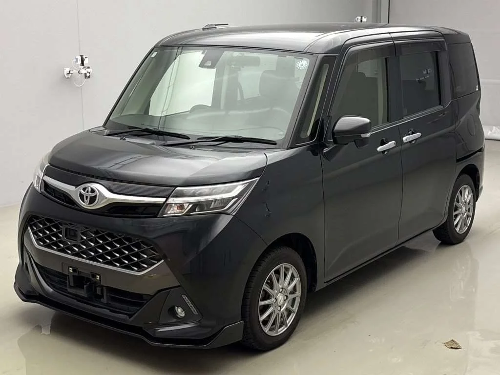 Toyota Tank 2018