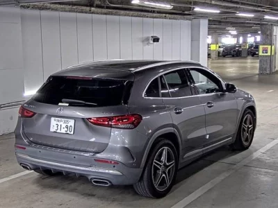 MERCEDES BENZ GLA