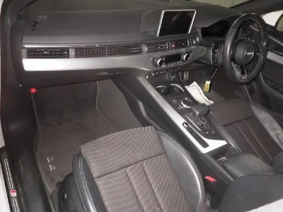 AUDI A4 AVANTE