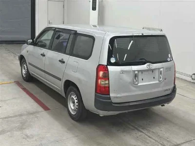 TOYOTA SUCCEED