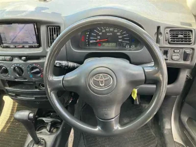 TOYOTA SUCCEED