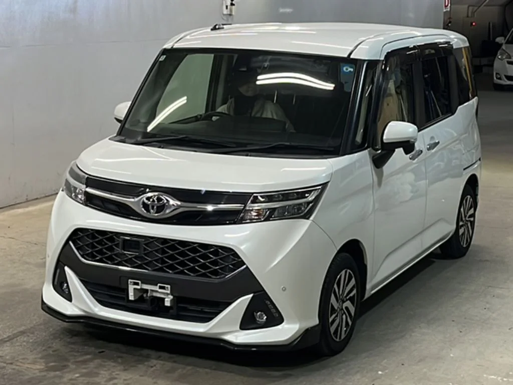 Toyota Tank 2018