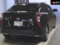 Цена авто Toyota Prius с аукционов Японии, номер кузова ZVW50, пробег 176 000, оценка 6