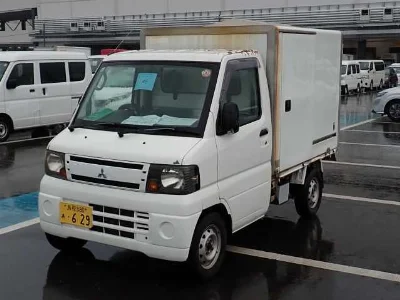 MITSUBISHI MINICAB TRUCK