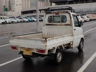 NISSAN CLIPPER TRUCK