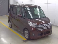 Цена авто Nissan Dayz Roox с аукционов Японии, номер кузова B21A, пробег 82 000, оценка 8