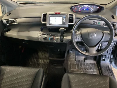 HONDA FREED SPIKE