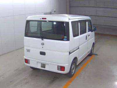 NISSAN CLIPPER VAN