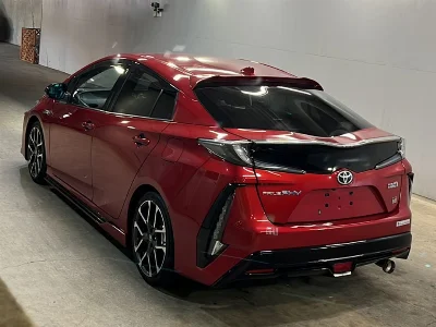 TOYOTA PRIUS PHV