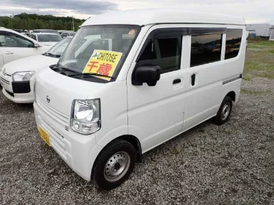 NISSAN CLIPPER VAN