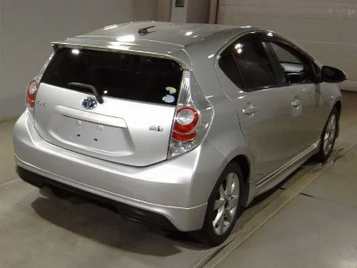 Статистика аукционов Toyota Aqua