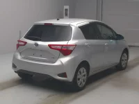 Цена авто Toyota Vitz с аукционов Японии, номер кузова NHP130, пробег 64 000, оценка 3