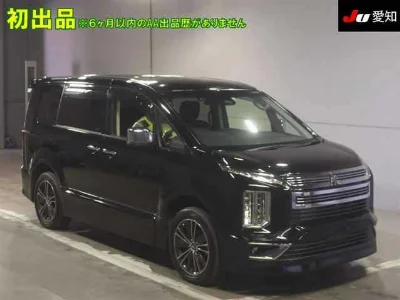MITSUBISHI DELICA D5