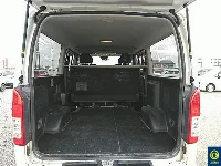 Цена авто Toyota HiAce Van с аукционов Японии, номер кузова TRH200V, пробег 166 000, оценка 2