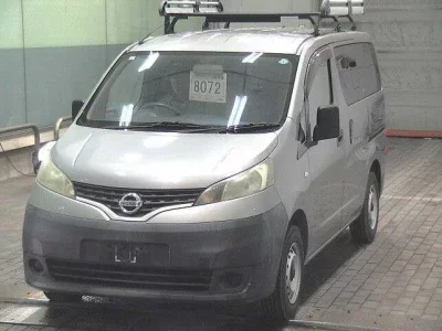NISSAN NV200