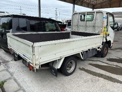 TOYOTA DYNA