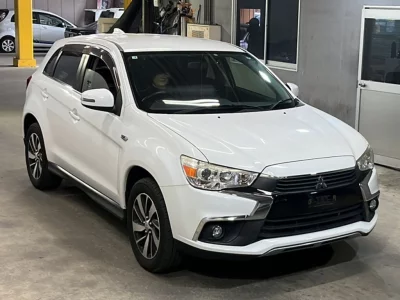 MITSUBISHI RVR