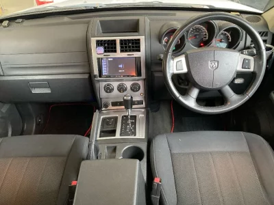 DODGE NITRO