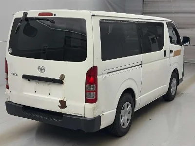 Статистика аукционов Toyota HiAce Van