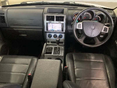 DODGE NITRO
