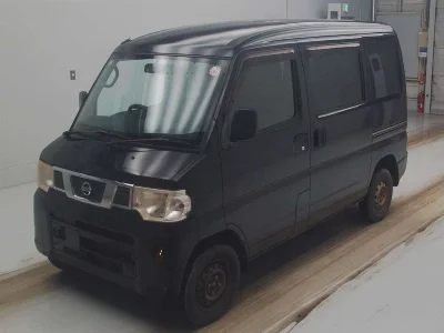NISSAN CLIPPER VAN