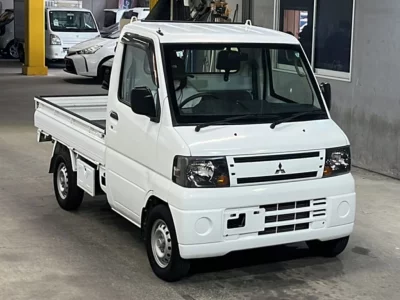 MITSUBISHI MINICAB TRUCK