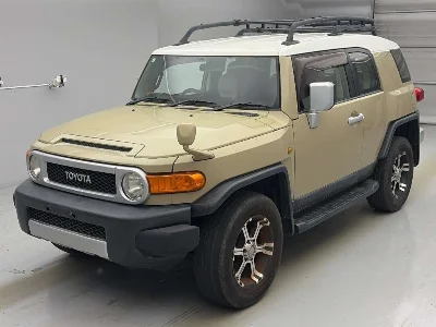 TOYOTA FJ CRUISER