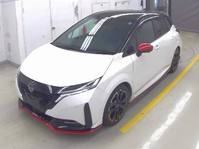 NISSAN AURA