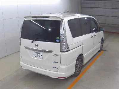 NISSAN SERENA
