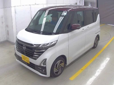 NISSAN ROOX