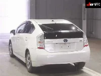 Цена авто Toyota Prius с аукционов Японии, номер кузова ZVW30, пробег 213 000, оценка 6