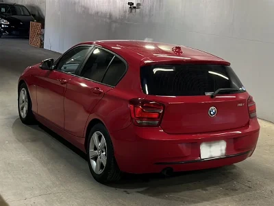 BMW 1 SERIES