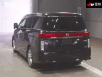 Цена авто Nissan Elgrand с аукционов Японии, номер кузова TE52, пробег 170 000, оценка 2