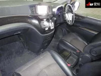 Цена авто Nissan Elgrand с аукционов Японии, номер кузова TE52, пробег 170 000, оценка 2