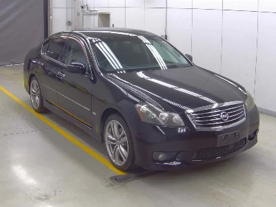 NISSAN FUGA