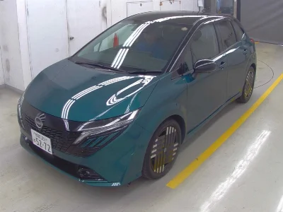 NISSAN AURA