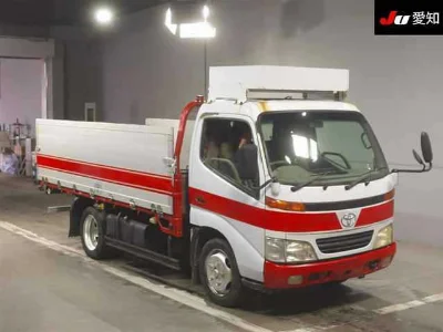 TOYOTA DYNA