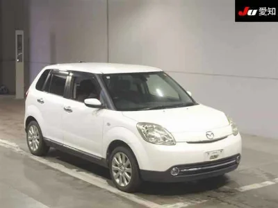 MAZDA VERISA