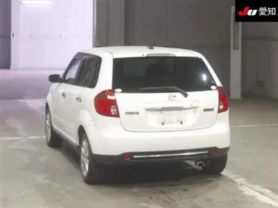 MAZDA VERISA
