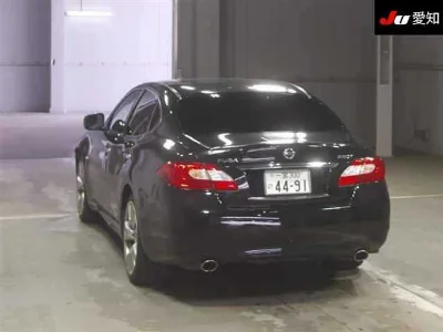 NISSAN FUGA