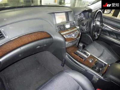 NISSAN FUGA